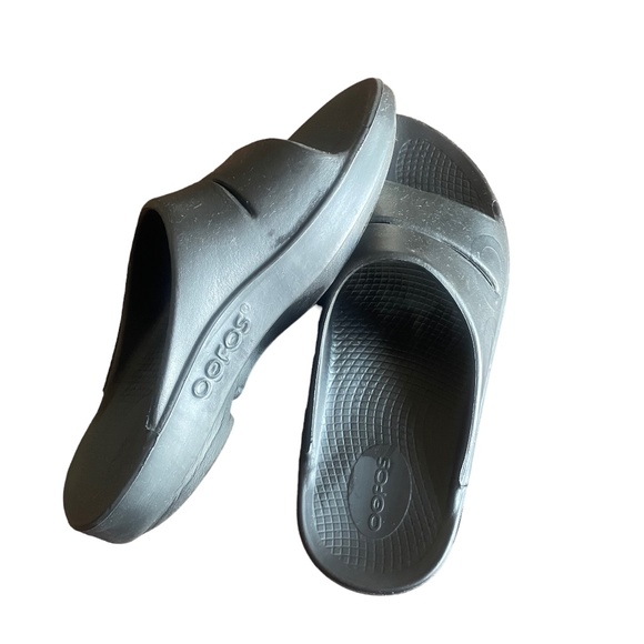 OOFOS Black Sandal Womens 8 Mens 6 EU39 - Picture 4 of 6